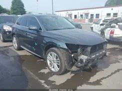 WA1CNAFY7K2072574 2019 AUDI Q5