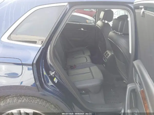 WA1CNAFY8J2005206 2018 AUDI Q5 - Image 8