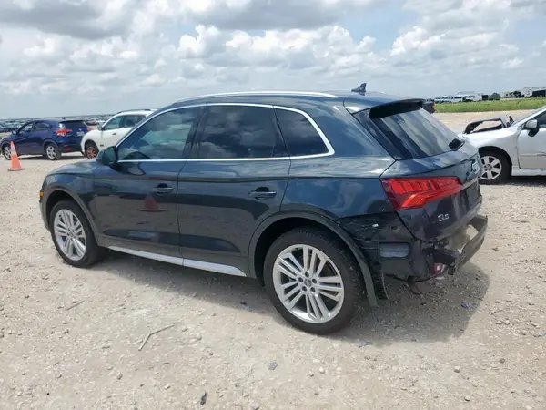 WA1CNAFY8J2126592 2018 AUDI Q5 - Image 2