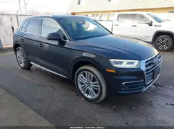 WA1CNAFY8J2247509 2018 AUDI Q5