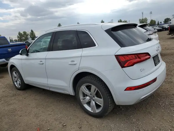 WA1CNAFY8K2020029 2019 AUDI Q5 - Image 2