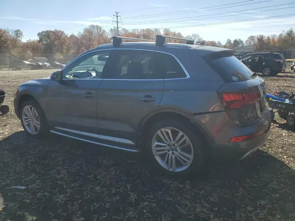 WA1CNAFY8K2025229 2019 AUDI Q5 - Image 2