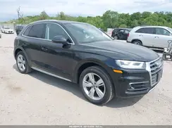 WA1CNAFY8K2043827 2019 AUDI Q5