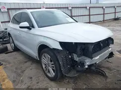 WA1CNAFY8K2053936 2019 AUDI Q5