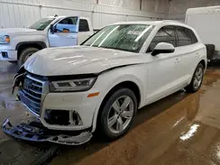 WA1CNAFY8K2065472 2019 AUDI Q5