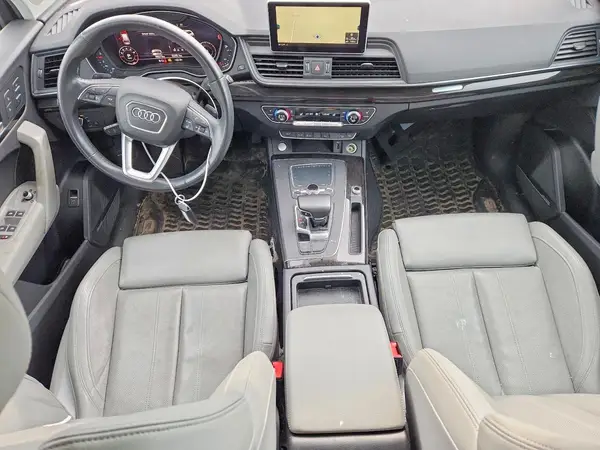 WA1CNAFY8K2082935 2019 AUDI Q5 - Image 8