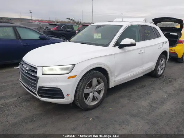 WA1CNAFY8L2093743 2020 AUDI Q5 - Image 2