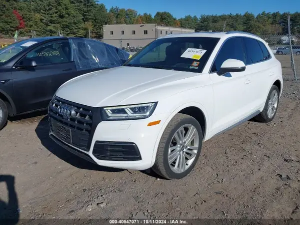 WA1CNAFY9J2018059 2018 AUDI Q5 - Image 2