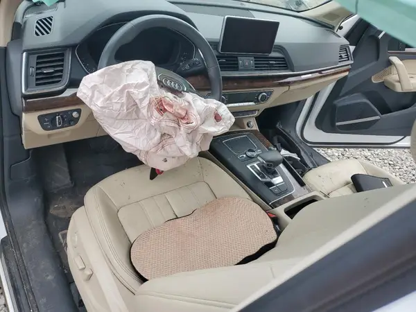 WA1CNAFY9J2025254 2018 AUDI Q5 - Image 8