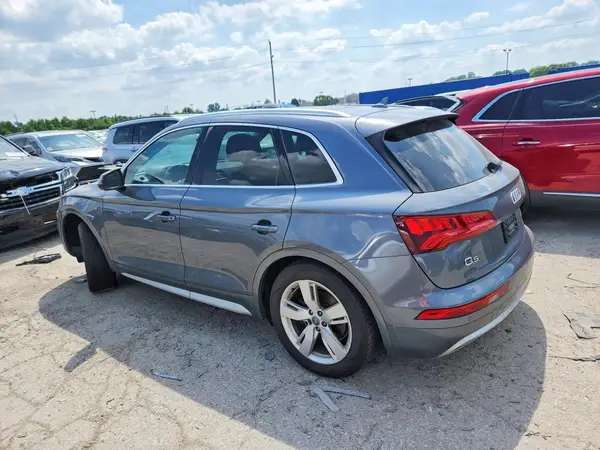WA1CNAFY9J2067732 2018 AUDI Q5 - Image 2