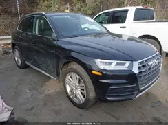 WA1CNAFY9J2088578 2018 AUDI Q5