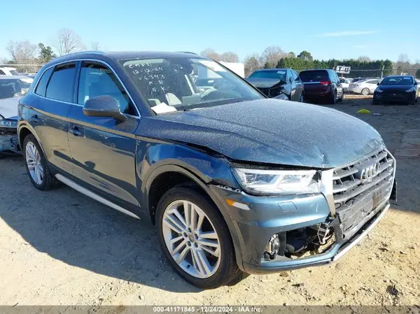 WA1CNAFY9J2126343 2018 AUDI Q5 - Image 1