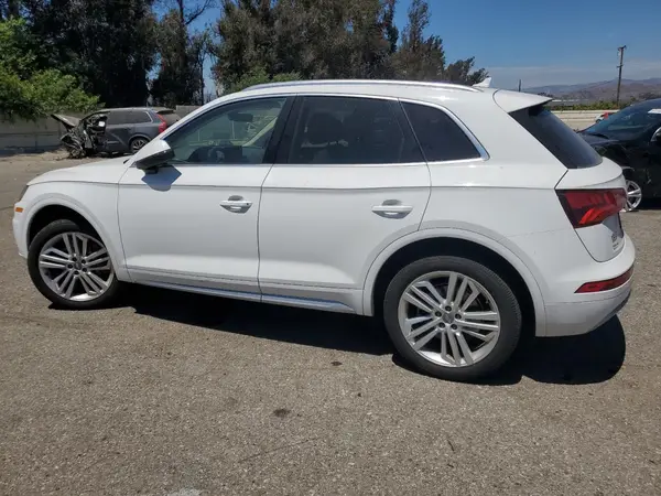 WA1CNAFY9J2143479 2018 AUDI Q5 - Image 2