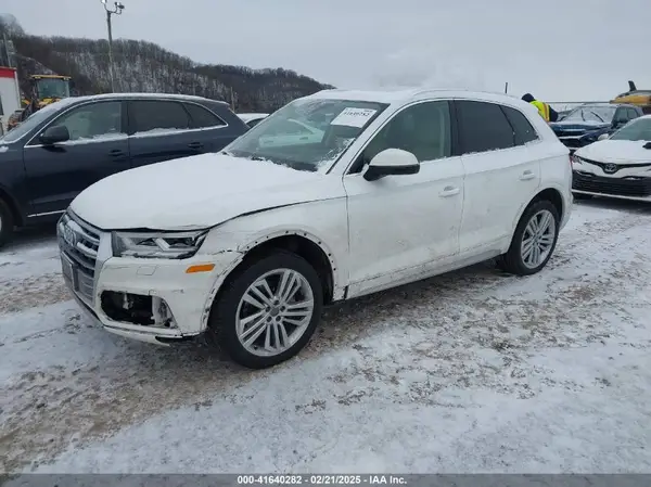 WA1CNAFY9J2171198 2018 AUDI Q5 - Image 2
