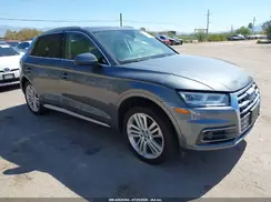 WA1CNAFY9J2197946 2018 AUDI Q5