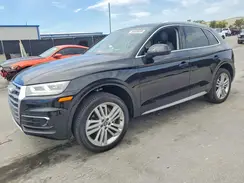 WA1CNAFY9J2213692 2018 AUDI Q5