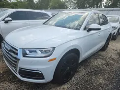 WA1CNAFY9K2086458 2019 AUDI Q5