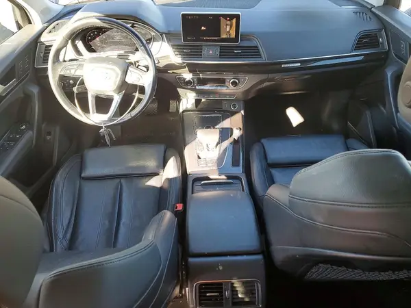 WA1CNAFY9K2088548 2019 AUDI Q5 - Image 8