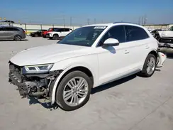 WA1CNAFY9K2113108 2019 AUDI Q5