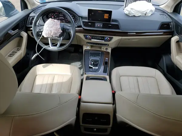 WA1CNAFY9K2128403 2019 AUDI Q5 - Image 8