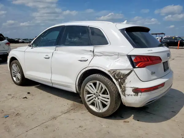 WA1CNAFYXJ2050129 2018 AUDI Q5 - Image 2