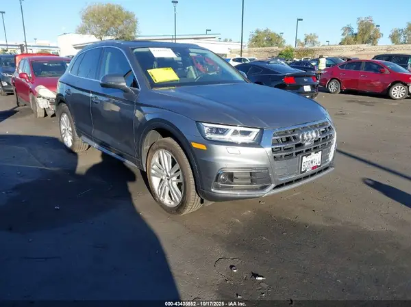 WA1CNAFYXJ2144429 2018 AUDI Q5 - Image 1