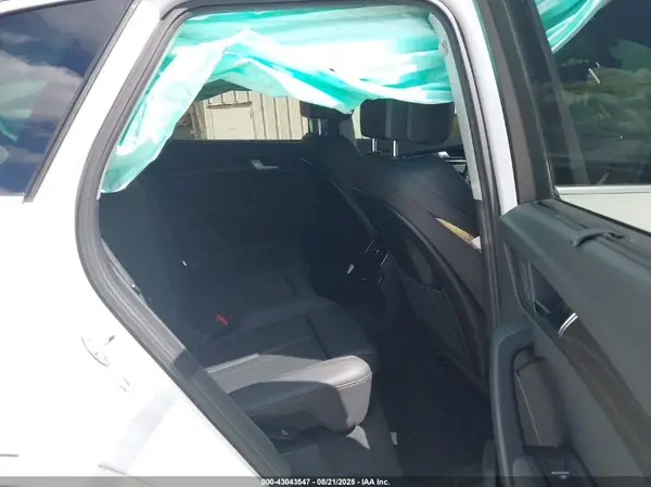 WA1CNAFYXJ2226533 2018 AUDI Q5 - Image 8