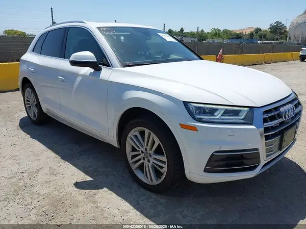 WA1CNAFYXJ2228184 2018 AUDI Q5 - Image 1