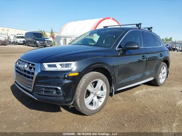 WA1CNAFYXK2020100 2019 AUDI Q5 - Image 2