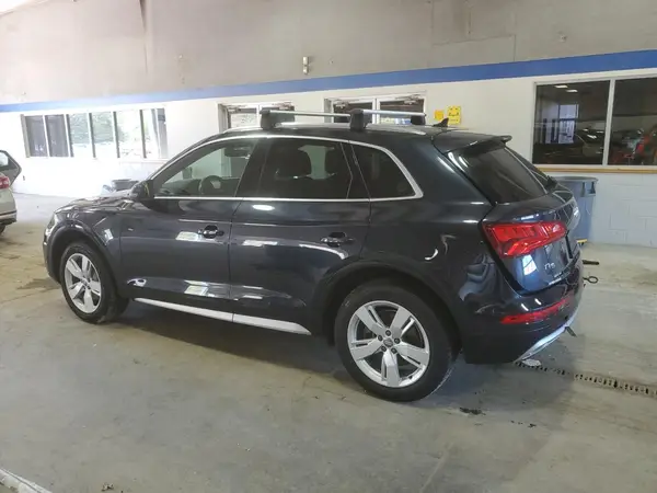WA1CNAFYXK2026060 2019 AUDI Q5 - Image 2