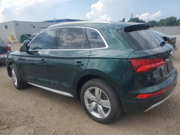 WA1CNAFYXK2046423 2019 AUDI Q5 - Image 2