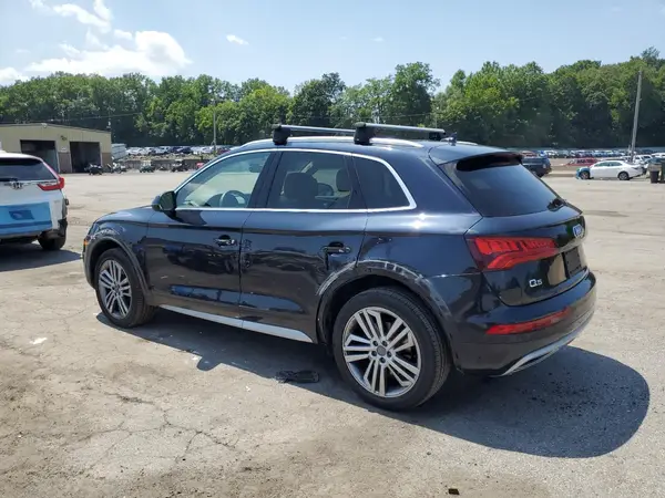 WA1CNAFYXL2008126 2020 AUDI Q5 - Image 2