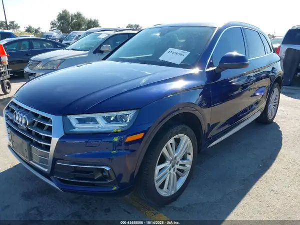 WA1CNBFY1J2055144 2018 AUDI Q5 - Image 2