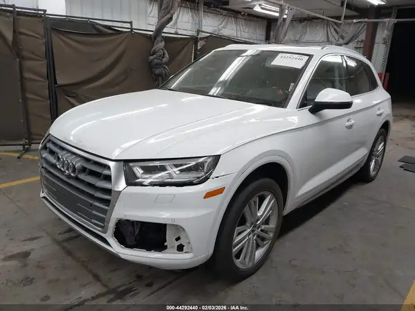 WA1CNBFY2J2024016 2018 AUDI Q5 - Image 2