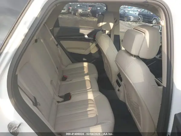 WA1CNBFY5J2224257 2018 AUDI Q5 - Image 8