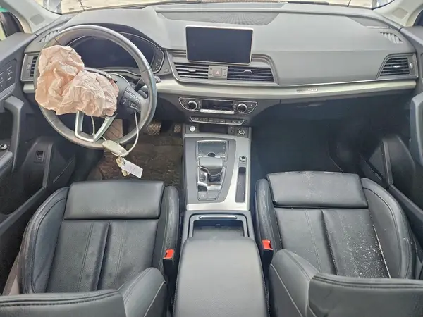 WA1CNBFY6J2079441 2018 AUDI Q5 - Image 8