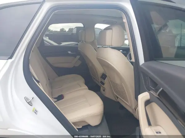 WA1CNBFY6K2016227 2019 AUDI Q5 - Image 8
