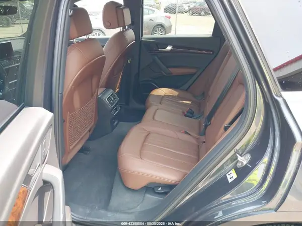 WA1CNBFY7J2062678 2018 AUDI Q5 - Image 8