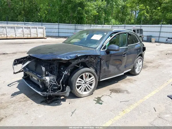 WA1CNBFY9J2132018 2018 AUDI Q5 - Image 2
