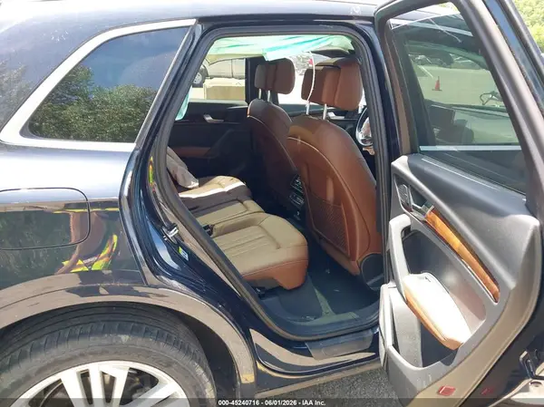 WA1CNBFY9J2132018 2018 AUDI Q5 - Image 8