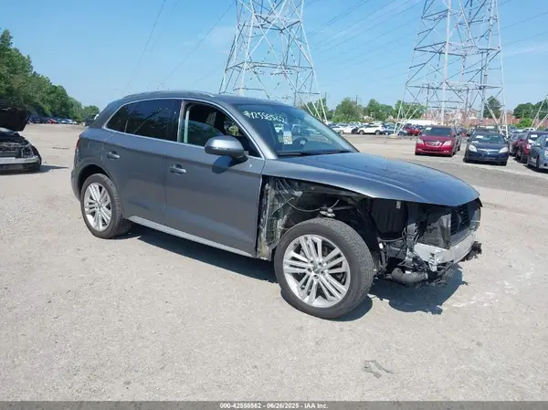 WA1CNBFYXJ2055921 2018 AUDI Q5 - Image 1