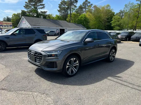 WA1CVAF10KD011090 2019 AUDI Q8 - Image 2