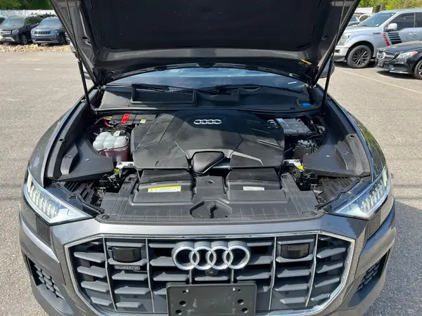 WA1CVAF10KD011090 2019 AUDI Q8 - Image 8