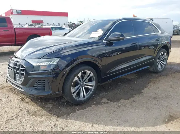 WA1CVAF10KD015009 2019 AUDI Q8 - Image 2