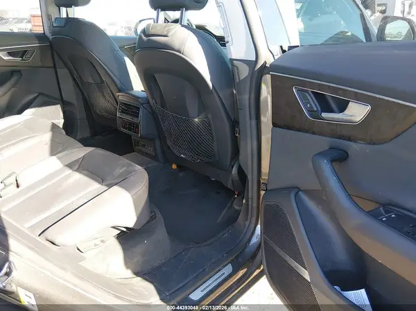 WA1CVAF10KD027354 2019 AUDI Q8 - Image 8