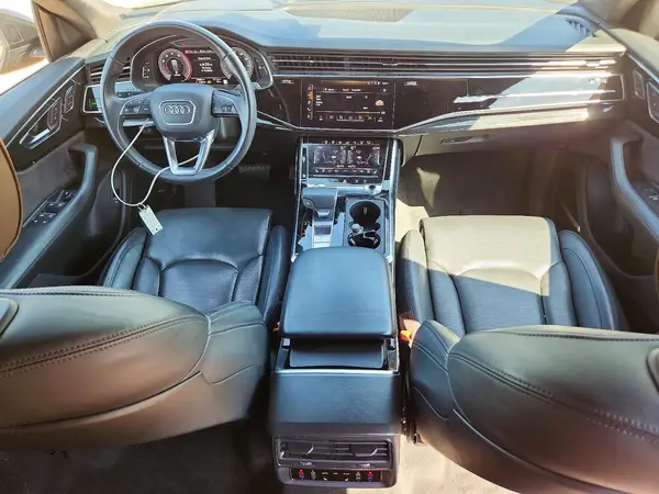 WA1CVAF10KD044963 2019 AUDI Q8 - Image 8