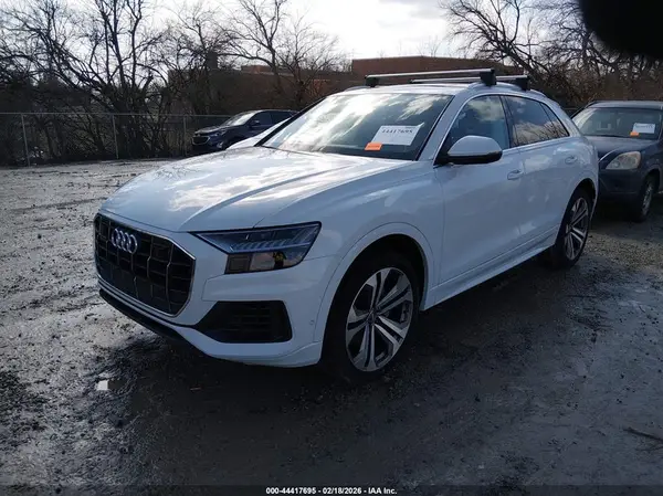 WA1CVAF11KD009297 2019 AUDI Q8 - Image 2