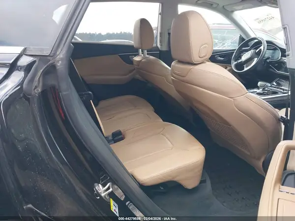 WA1CVAF11KD027430 2019 AUDI Q8 - Image 8