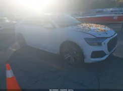WA1CVAF12KD006831 2019 AUDI Q8