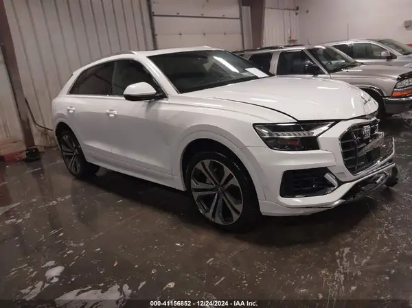 WA1CVAF12KD032250 2019 AUDI Q8 - Image 1